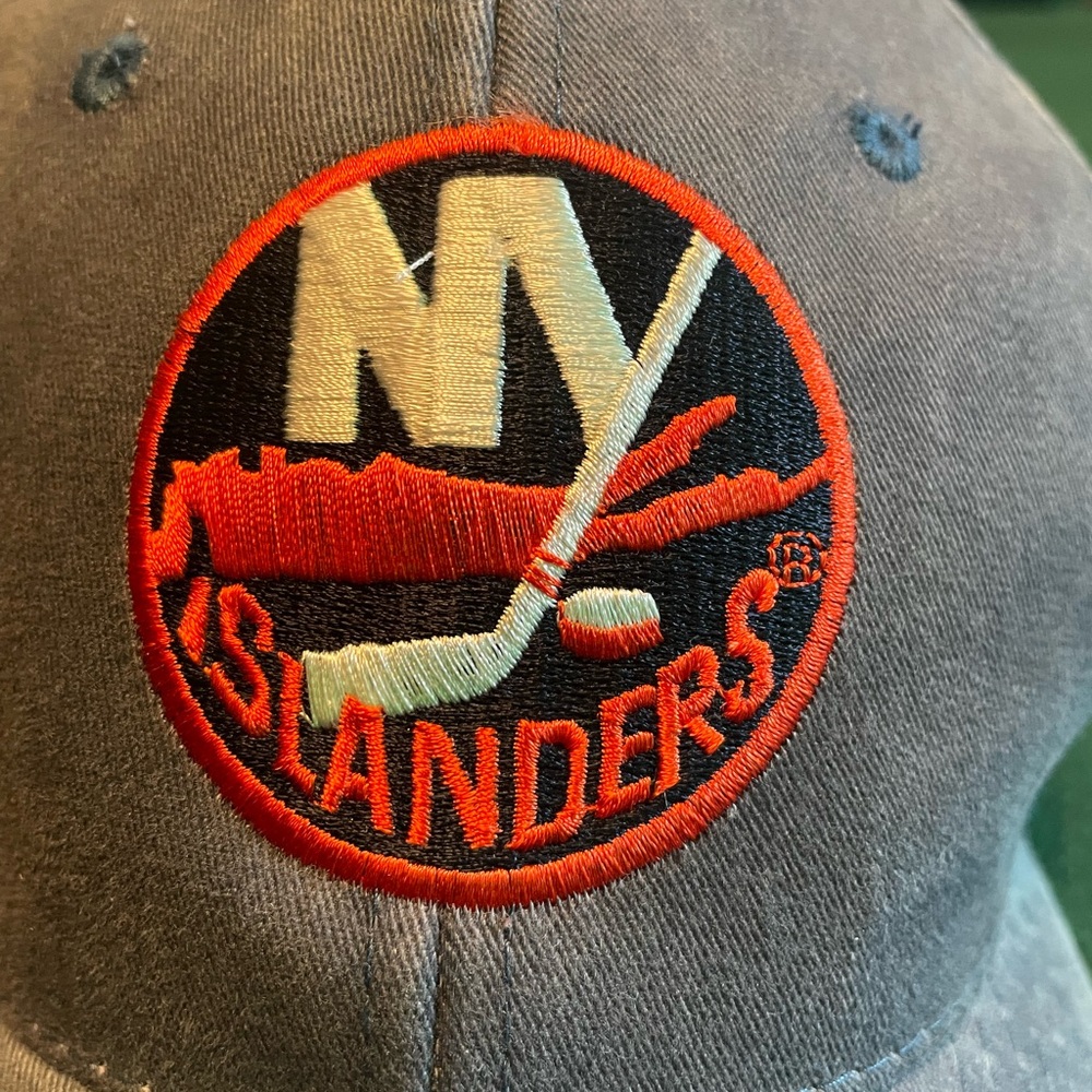 NY Islanders Baseball Cap - Picture 2 of 5